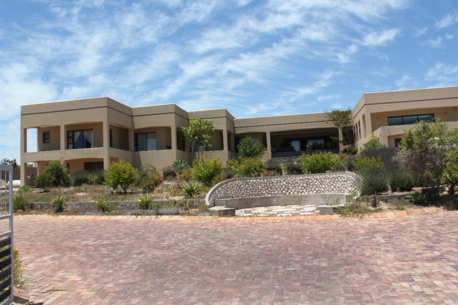 4 Bedroom Property for Sale in Myburgh Park Western Cape